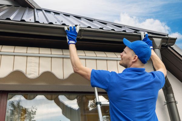 Rain Gutter Maintenance in Broomfield